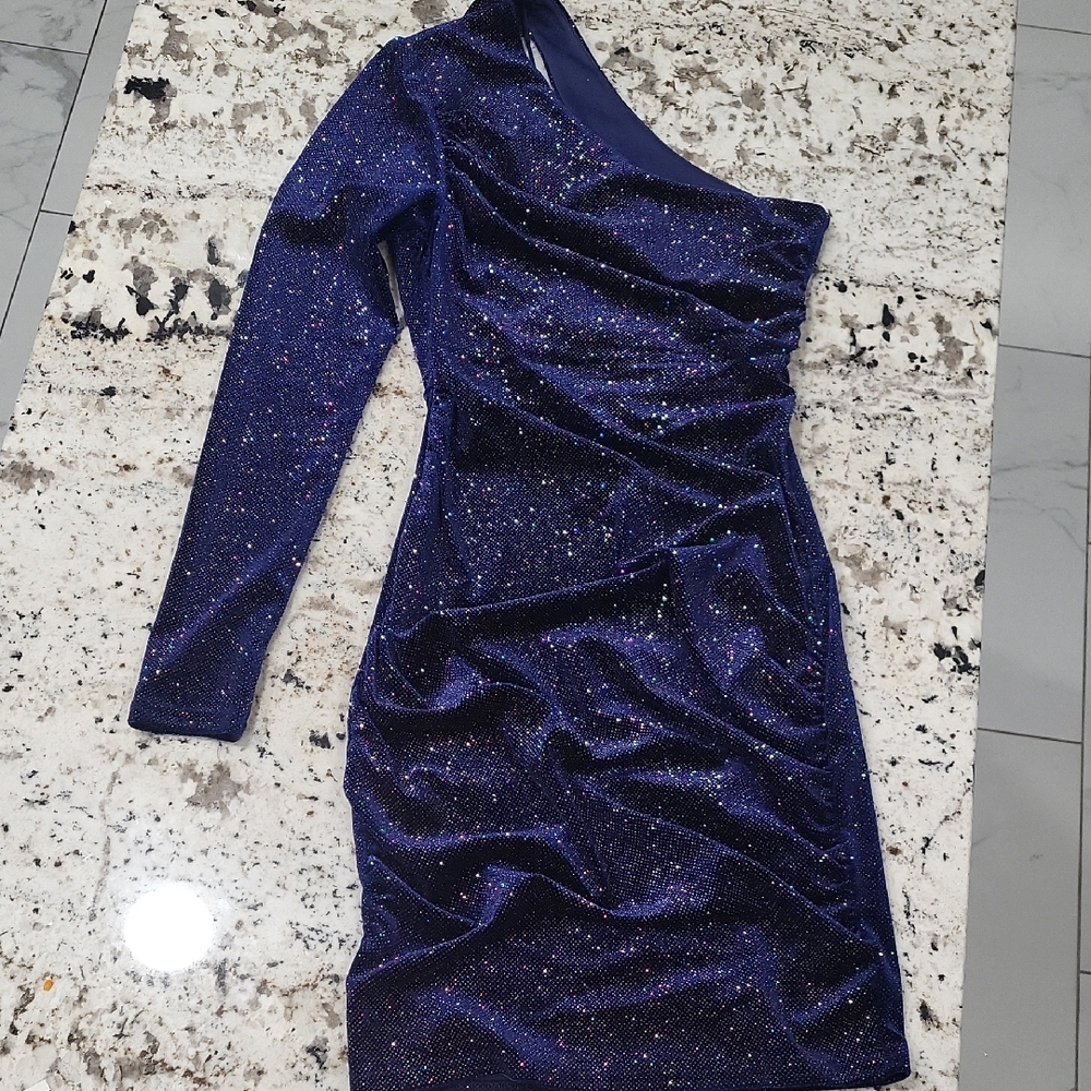 Elegant Blue One-Shoulder Dress